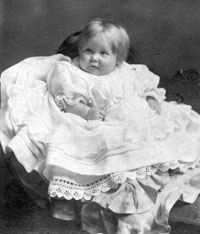 Norah May James - 1910